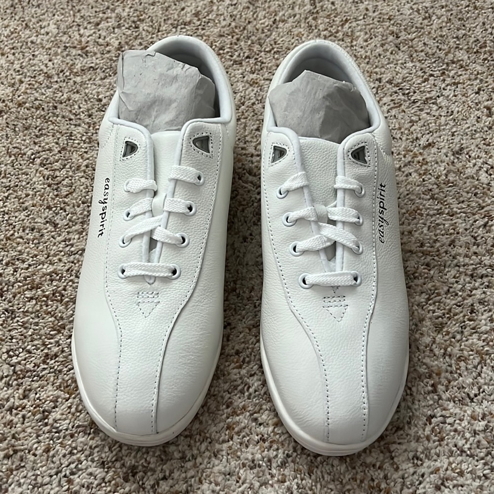 Womens Easy Spirit Brand New Tennis Shoes-Size 11